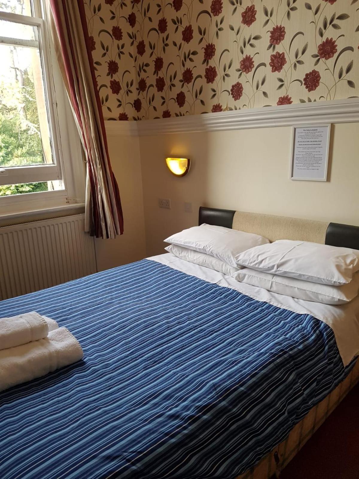 The Lismore Hotel Банбери Номер фото